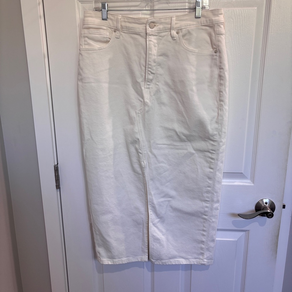 Good American Slit Front Midi Skirt - Picture 4 of 8
